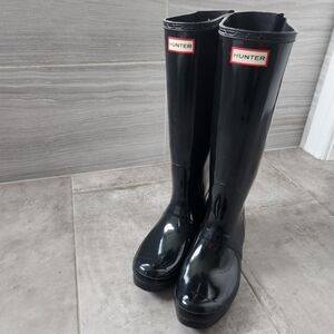 Hunter Glossy Black Tall Rain Boots With Adjustable Calf Strap Size 9 Rainboots